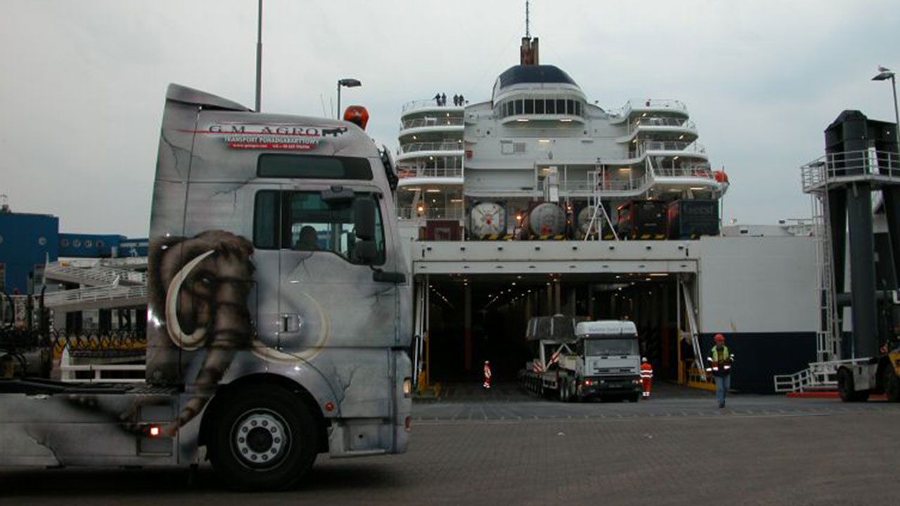 Heavy load transport