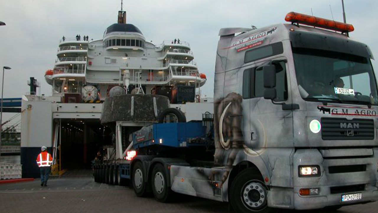 Heavy load transport