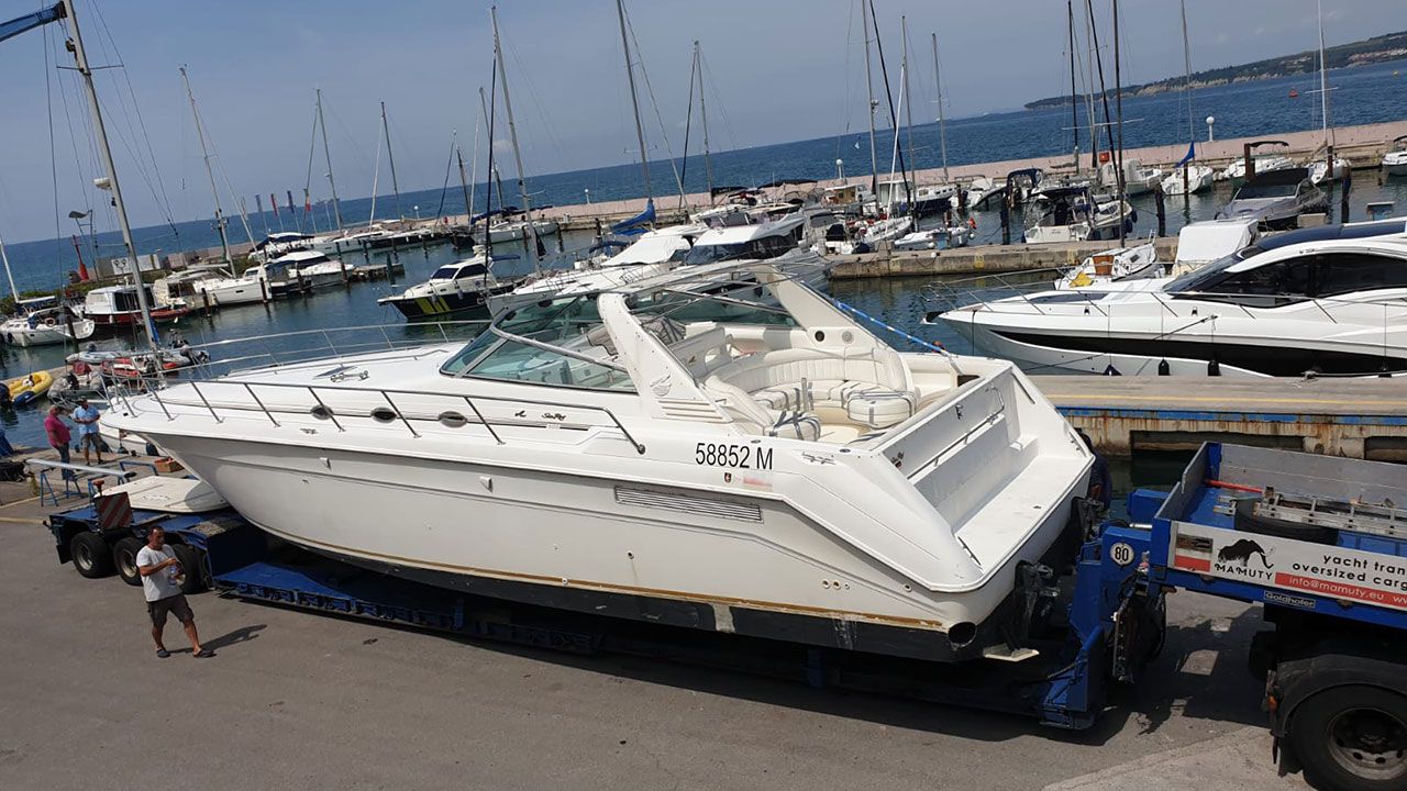 Sea Ray 500 Sundancer boat transport 03