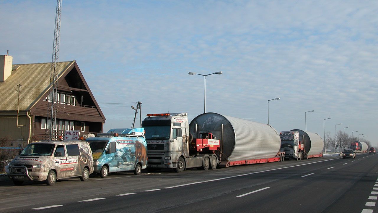 Tank transport